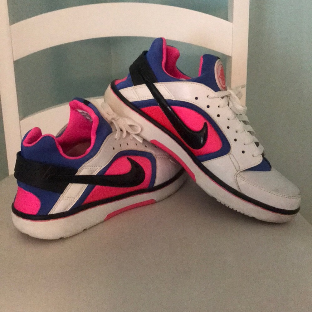 NIKE street sneakers